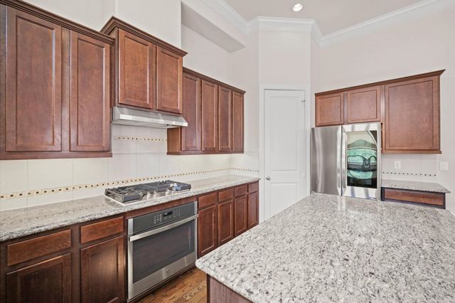 2710 Arabelle Grove, Houston, TX 77007