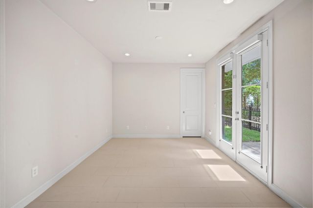 2710 Arabelle Grove, Houston, TX 77007