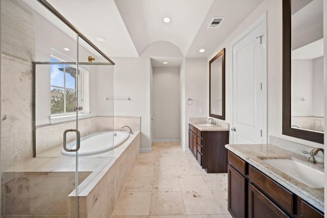 2710 Arabelle Grove, Houston, TX 77007
