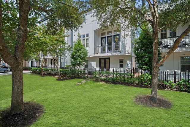 2710 Arabelle Grove, Houston, TX 77007