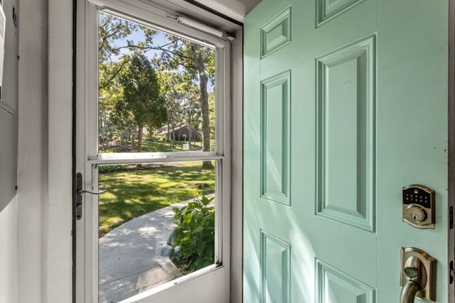 20 Roundhouse Rd 20, Bourne, MA 02532