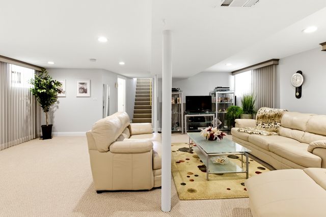 7309 W PENSACOLA Avenue, Norridge, IL 60706