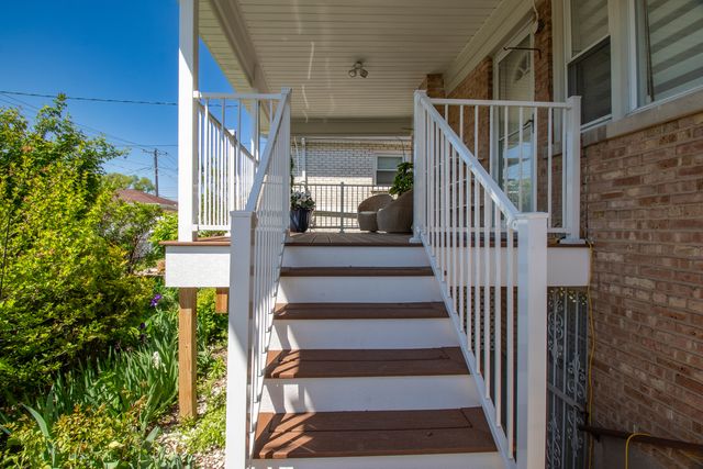 7309 W PENSACOLA Avenue, Norridge, IL 60706