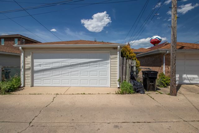 7309 W PENSACOLA Avenue, Norridge, IL 60706