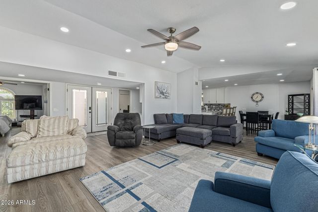 26241 S Lakemont Drive, Sun Lakes, AZ 85248