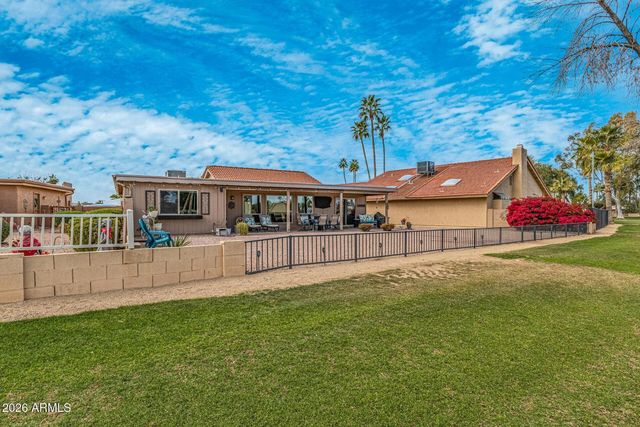 26241 S Lakemont Drive, Sun Lakes, AZ 85248