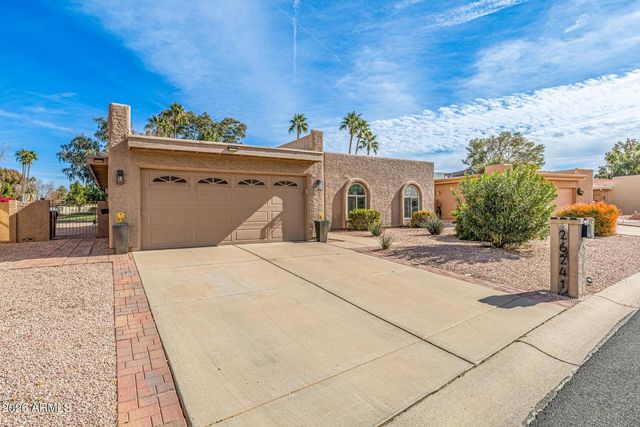26241 S Lakemont Drive, Sun Lakes, AZ 85248