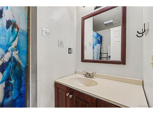 11873 W 71st Ave, Arvada, CO 80004