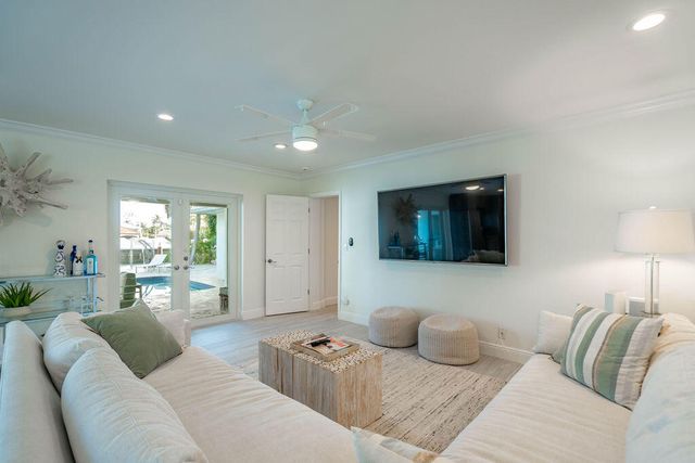 2401 NE 33RD Street, Lighthouse Point, FL 33064