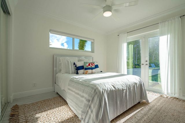 2401 NE 33RD Street, Lighthouse Point, FL 33064