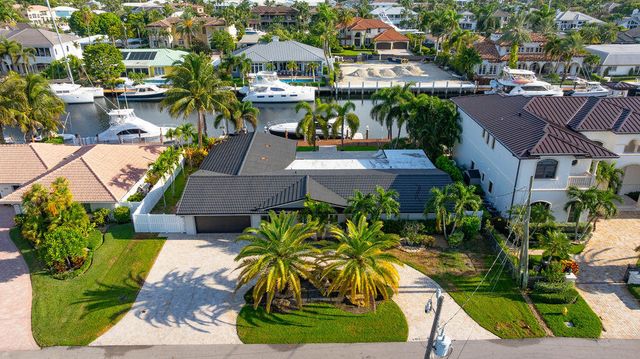 2401 NE 33RD Street, Lighthouse Point, FL 33064