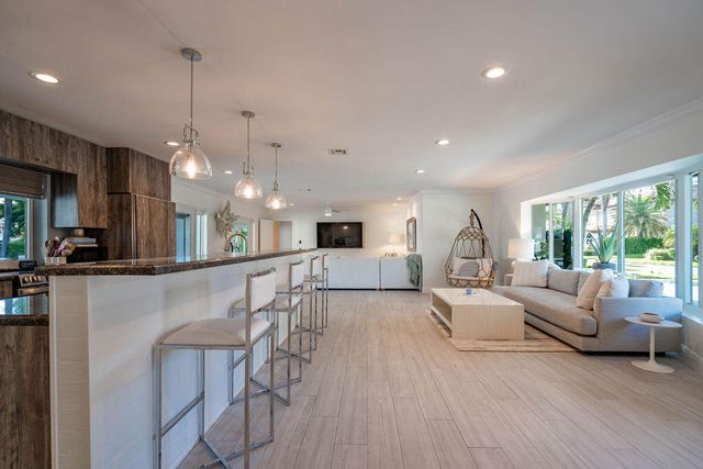 2401 NE 33RD Street, Lighthouse Point, FL 33064