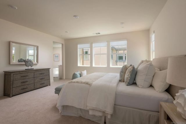 1860 Artemisia Ct, Carlsbad, CA 92011