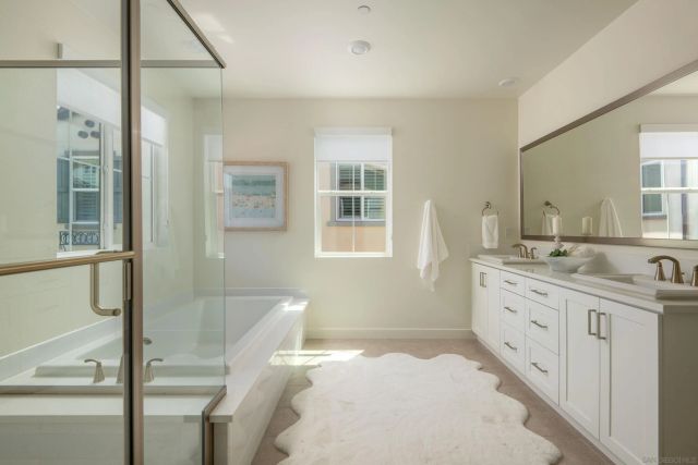 1860 Artemisia Ct, Carlsbad, CA 92011