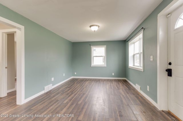 4628 Pleasant Grove Road, Lansing, MI 48910