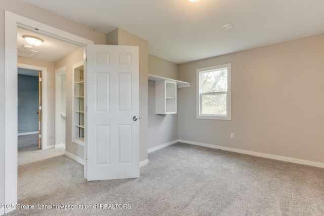 4628 Pleasant Grove Road, Lansing, MI 48910