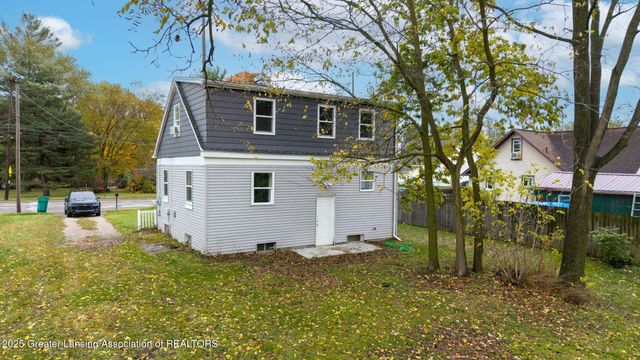 4628 Pleasant Grove Road, Lansing, MI 48910