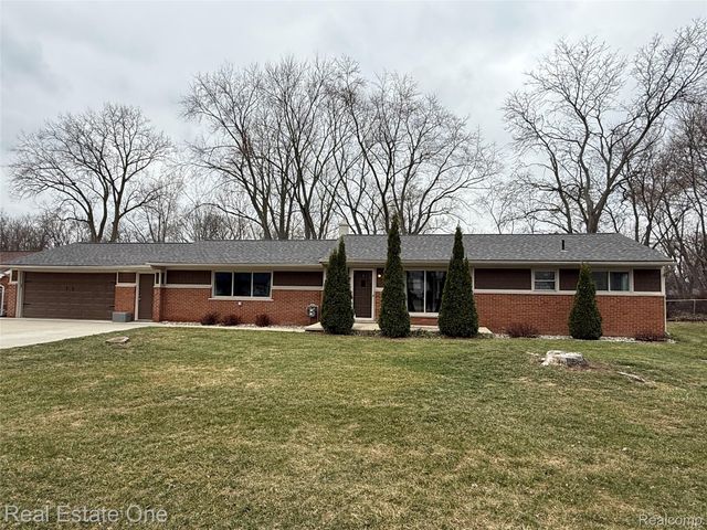 50709 Mile End Drive, Shelby Charter Township, MI 48317