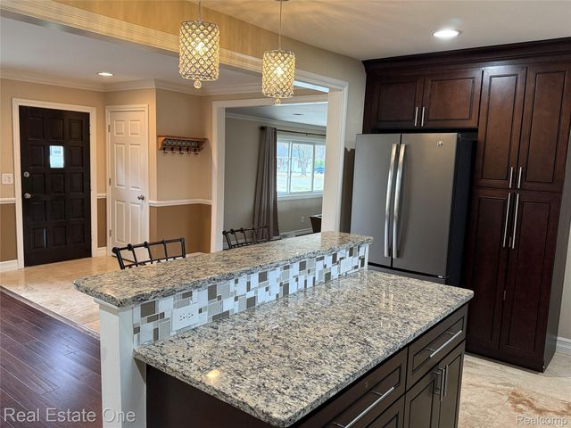 50709 Mile End Drive, Shelby Charter Township, MI 48317