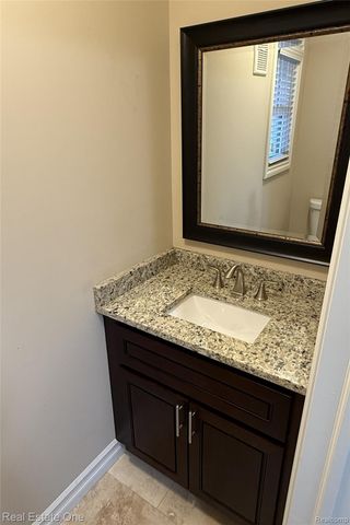 50709 Mile End Drive, Shelby Charter Township, MI 48317