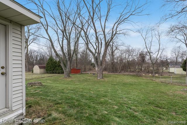 50709 Mile End Drive, Shelby Charter Township, MI 48317