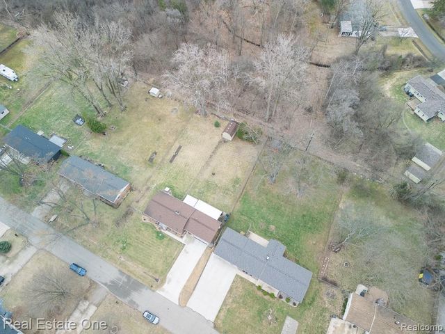 50709 Mile End Drive, Shelby Charter Township, MI 48317