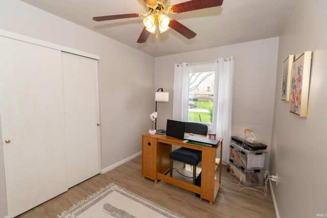 19675 Rolling Acres Drive, South Bend, IN 46614