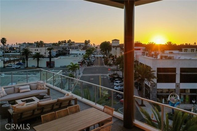 414 Main St. 410, Huntington Beach, CA 92648