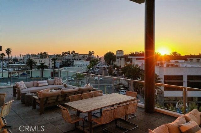 414 Main St. 410, Huntington Beach, CA 92648