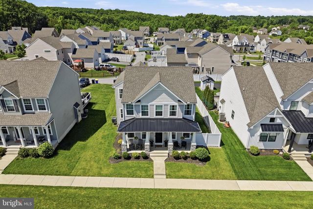28 LACY LN, Coatesville, PA 19320