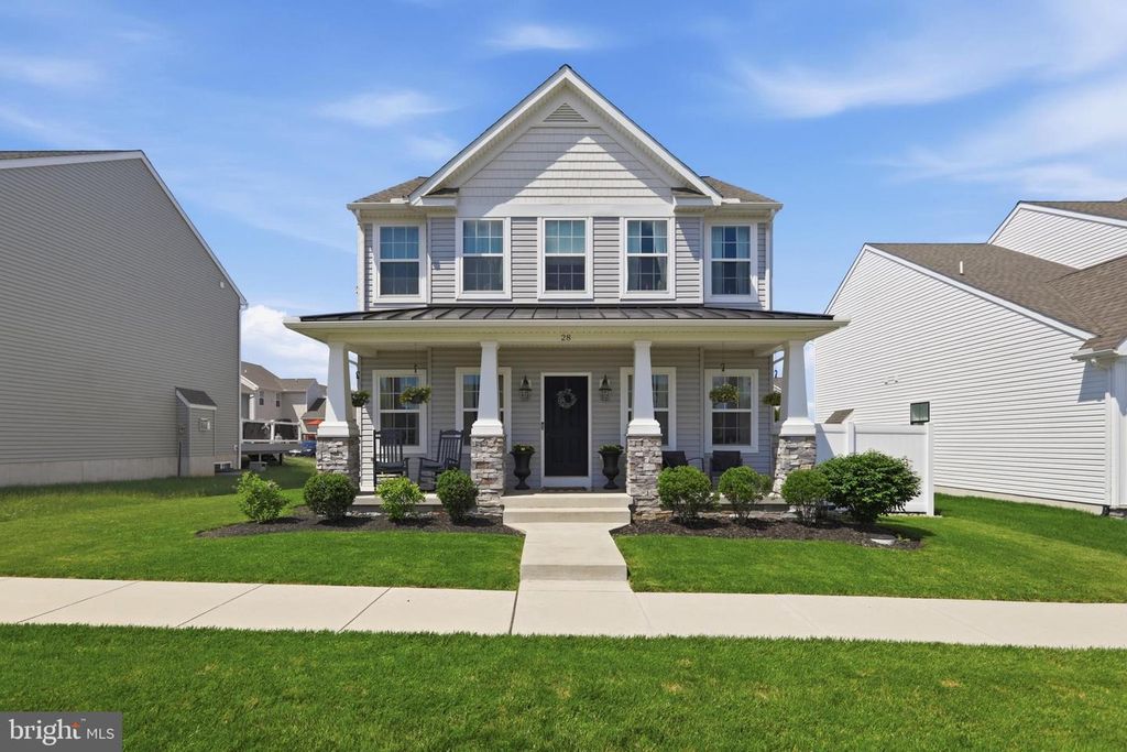 28 LACY LN, Coatesville, PA 19320
