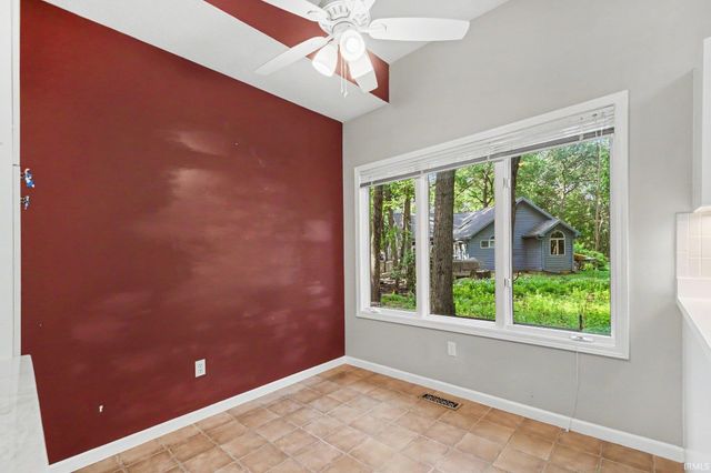 51171 Streamwood Drive, Granger, IN 46530