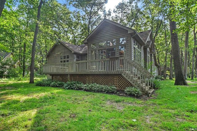 51171 Streamwood Drive, Granger, IN 46530