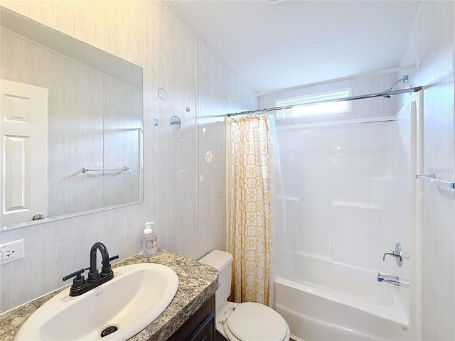 25454 SW 46TH AVENUE, Newberry, FL 32669