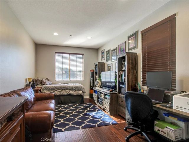 28938 River Oaks Lane, Highland, CA 92346