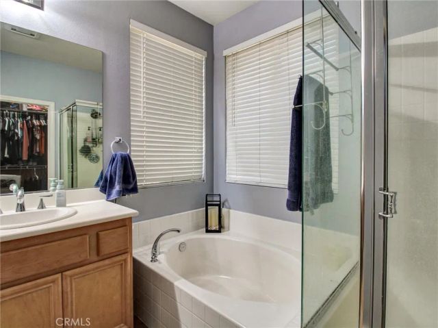 28938 River Oaks Lane, Highland, CA 92346