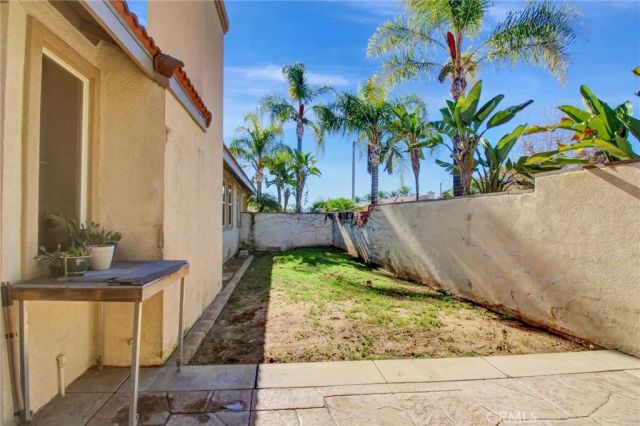 28938 River Oaks Lane, Highland, CA 92346