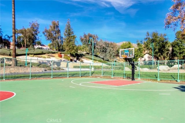 28938 River Oaks Lane, Highland, CA 92346