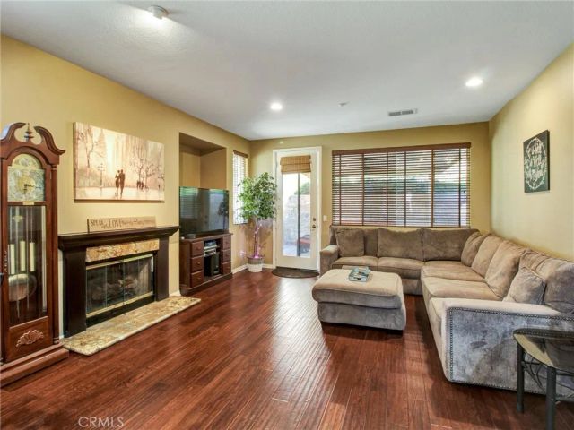 28938 River Oaks Lane, Highland, CA 92346