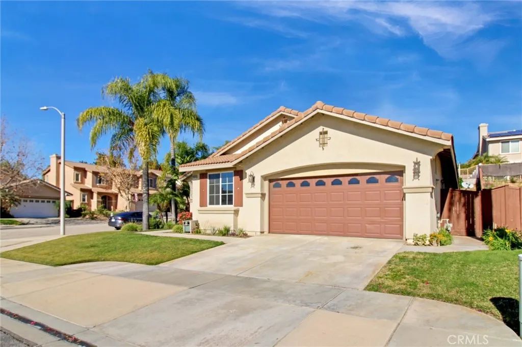 28938 River Oaks Lane, Highland, CA 92346