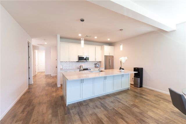 2172 Falls Manor, Vero Beach, FL 32967