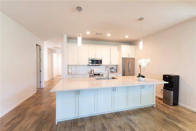 2172 Falls Manor, Vero Beach, FL 32967