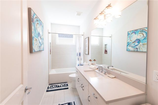 2172 Falls Manor, Vero Beach, FL 32967