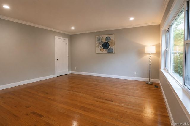 82 Vernon Avenue, East Norwich, NY 11732