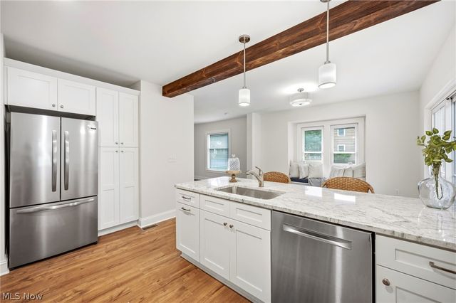 272 Miles Road, Chagrin Falls, OH 44022