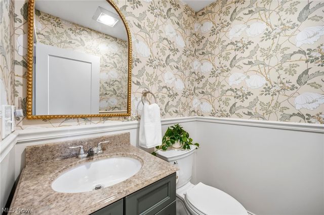 272 Miles Road, Chagrin Falls, OH 44022