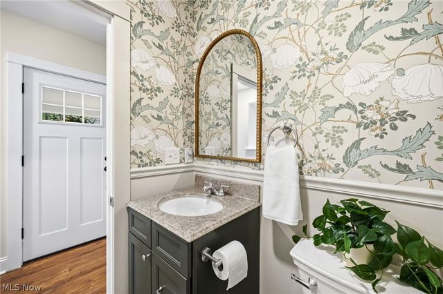 272 Miles Road, Chagrin Falls, OH 44022