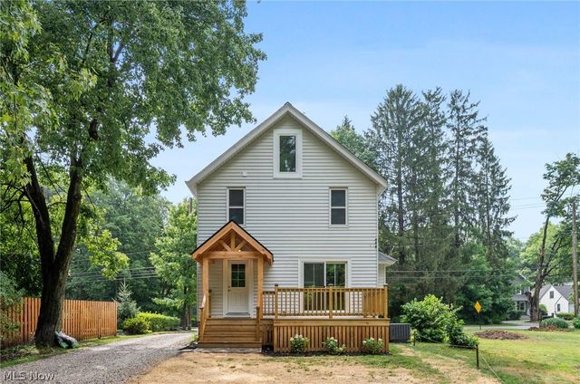 272 Miles Road, Chagrin Falls, OH 44022