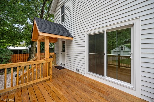 272 Miles Road, Chagrin Falls, OH 44022