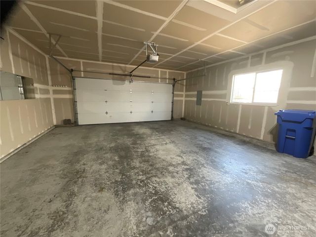 1382 NW Kathleen Drive, Oak Harbor, WA 98277